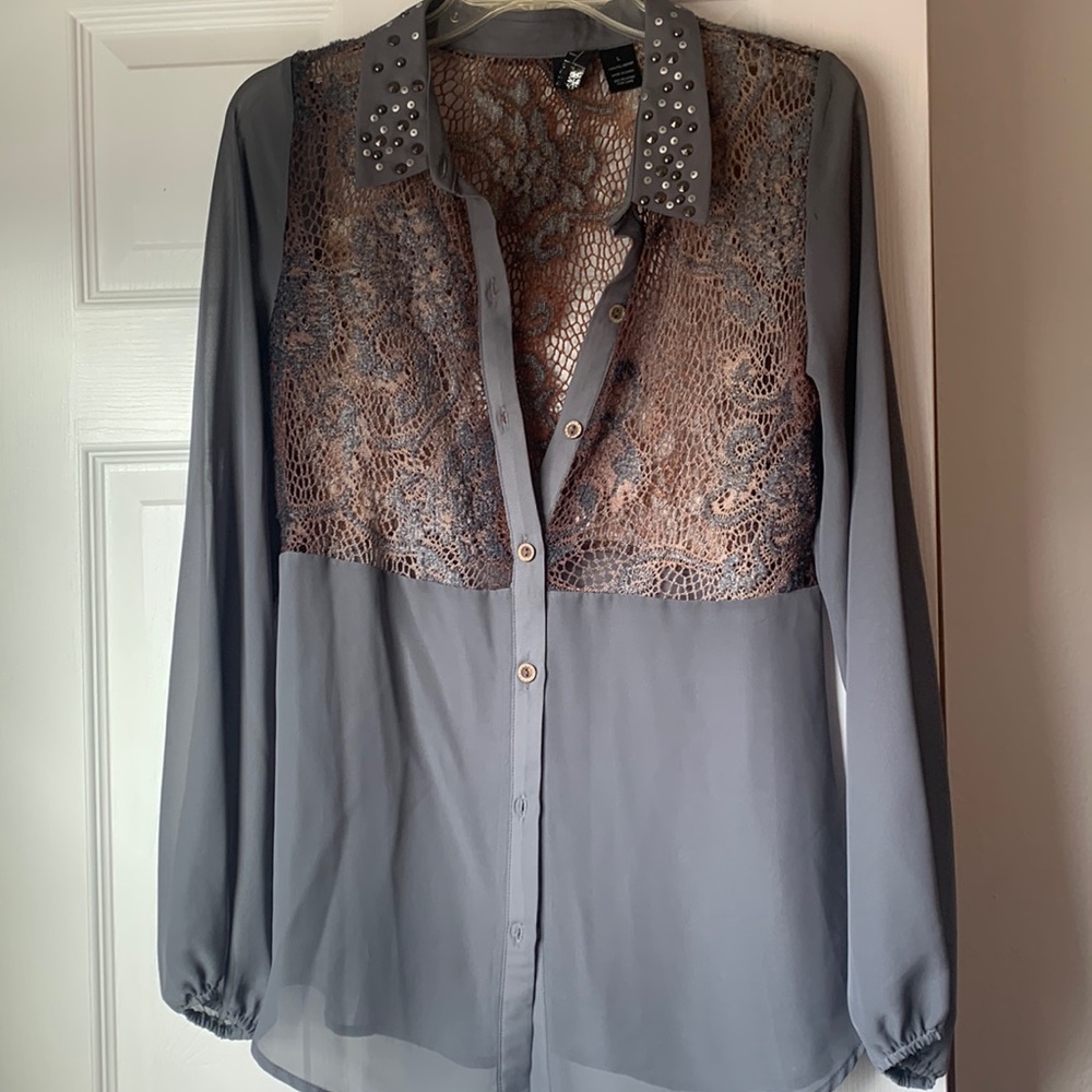 Excellent used condition BKE boutique button down